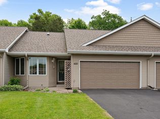 6051 Raven Ridge Ct, Rockford, MN 55373