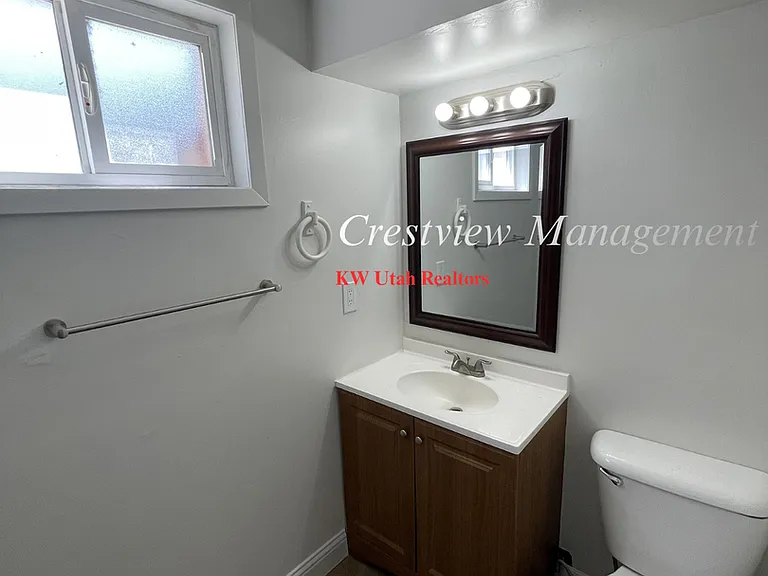 3621 S Chatterleigh Rd — Photo 11