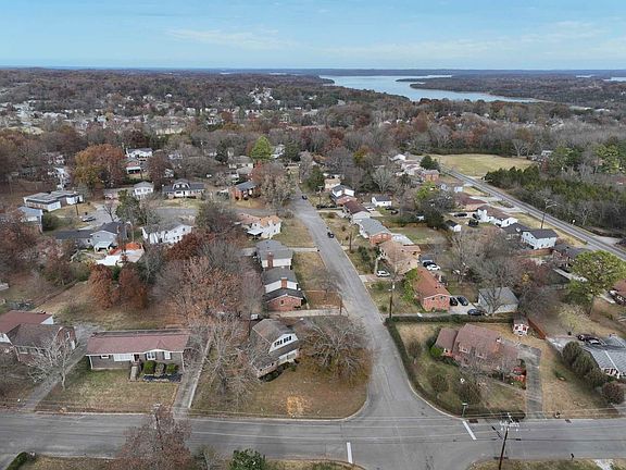 3rd image of 217 Sailboat Dr