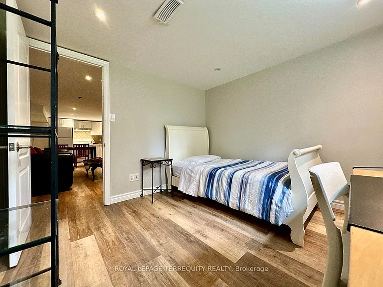 113 Scarboro Ave #BASEMENT — Photo 12