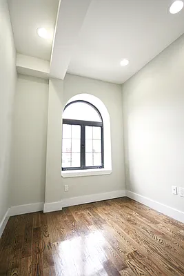 Rented by Rental Solutions Inc | media 45