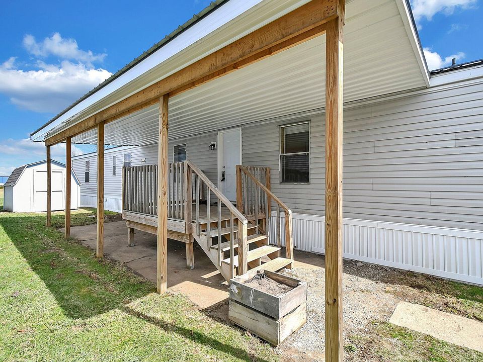 1st image of 76 Yardner St Lot 33