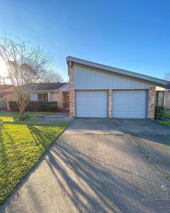 1st image of 16306 Parksley Dr