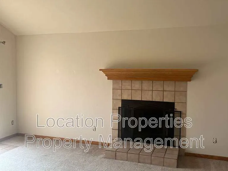 2609 Winterbrook Dr #1 — Photo 3