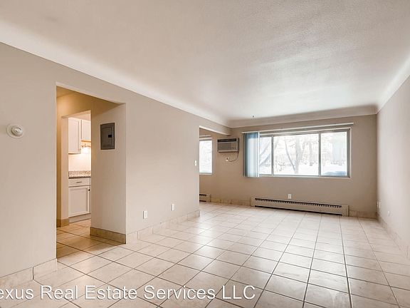 5th image of 1031 Cromwell Ave APT 203