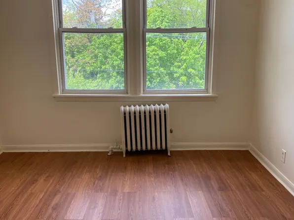 (undisclosed Address), Bogota, NJ 07603