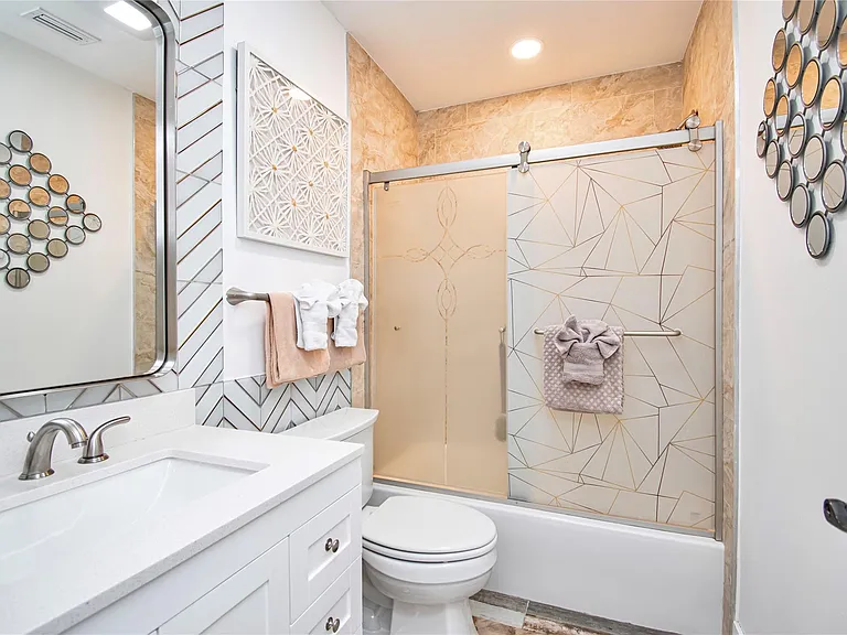 6557 Country Wood Way — Photo 15