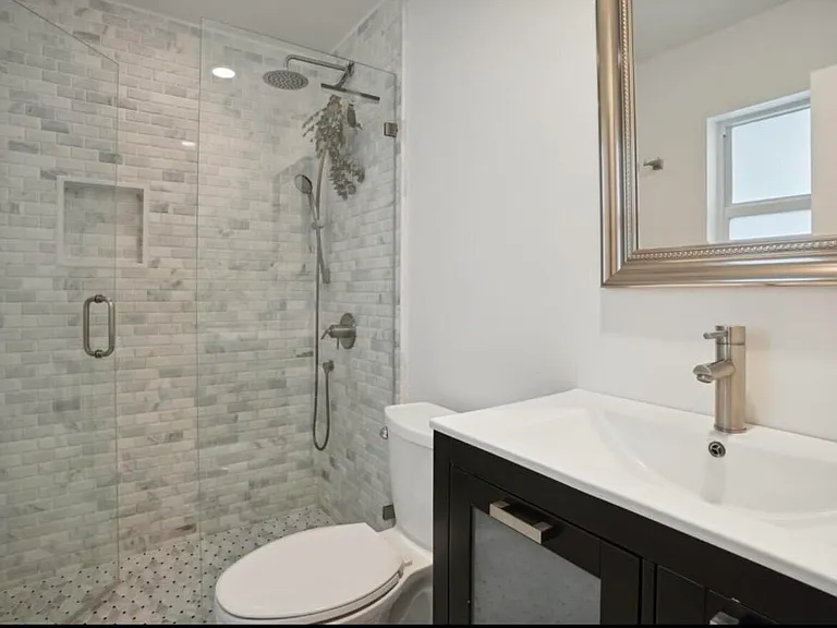 603 SE 7th Ave — Photo 15