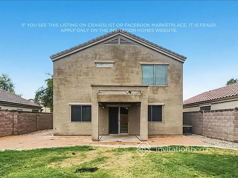423 S Sabrina — Photo 20