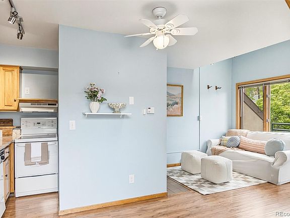 4th image of 1825 Marine Street #13
