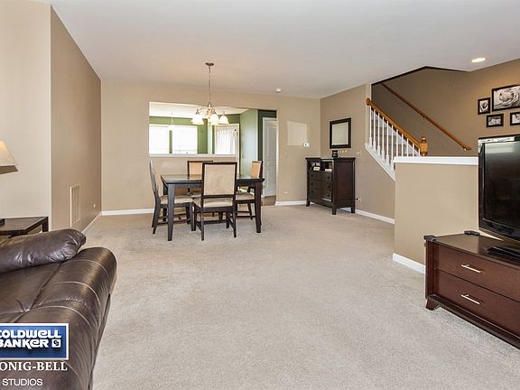 Living Room / Dining Room