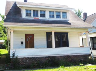 39 Madison St, Glouster, OH 45732