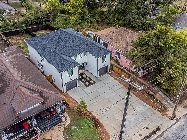 3513 Cleveland St — Photo 6