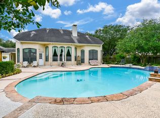 12924 Dove Oaks Ct, Houston, TX 77041