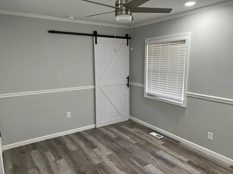 207 Herbert St — Photo 20