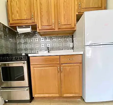 Rented by Compass | media 9