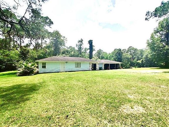 2nd image of 292 Feinstein Rd