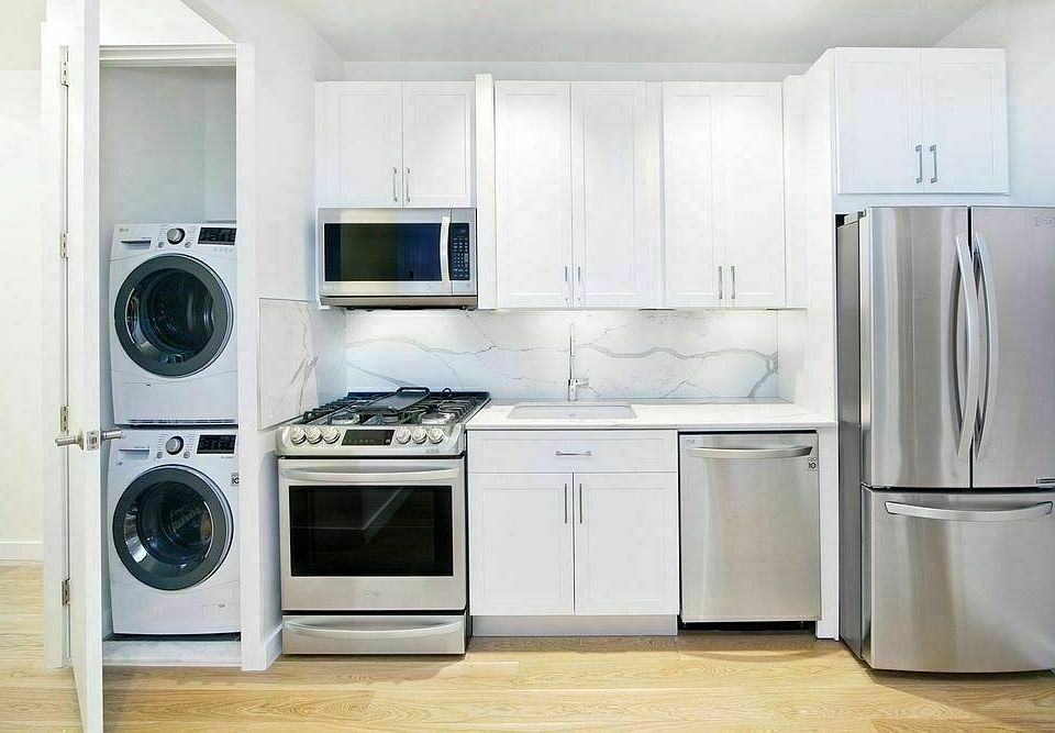 1st image of 370 Montgomery St APT 5