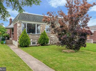 630 Calamia Dr, Norristown, PA