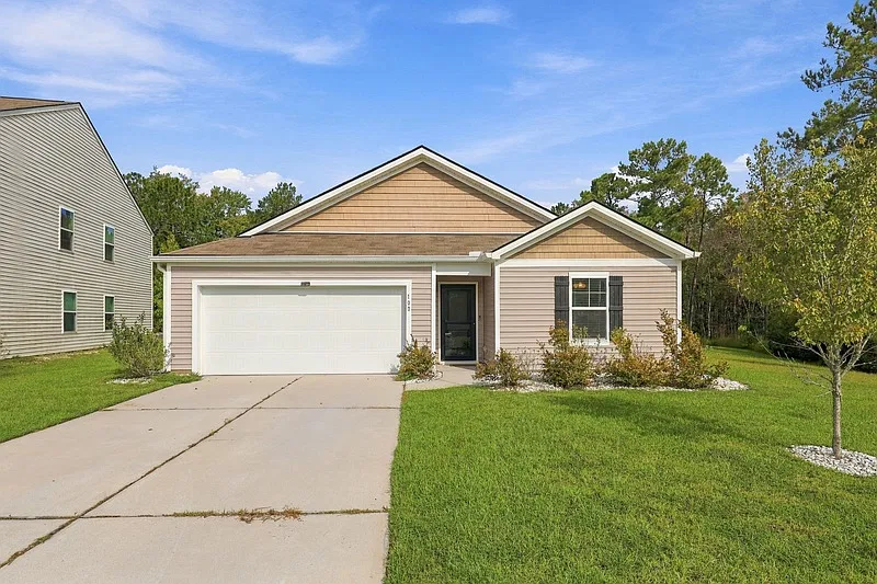 100 Cotton Bluff Ct