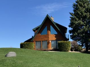 7943 Stagecoach Rd, Cross Plains, WI 53528