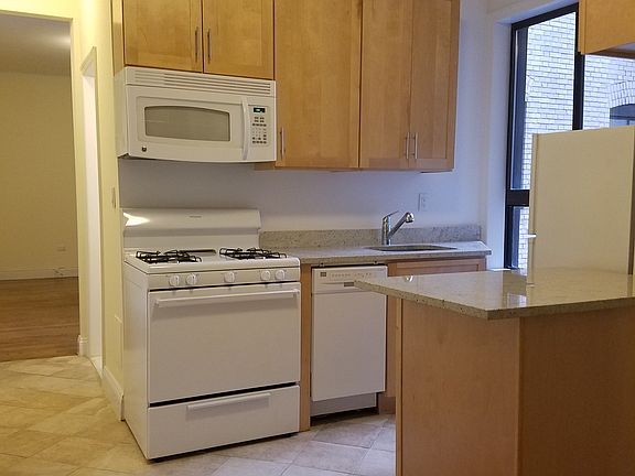 3rd image of 799 8th Ave #611