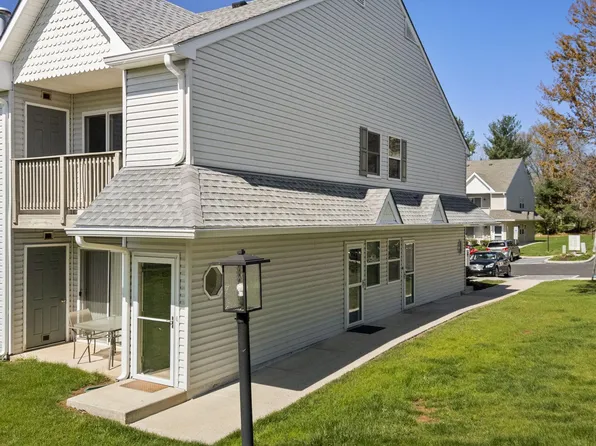 1008 Horseshoe Dr #1008, Royersford, PA 19468