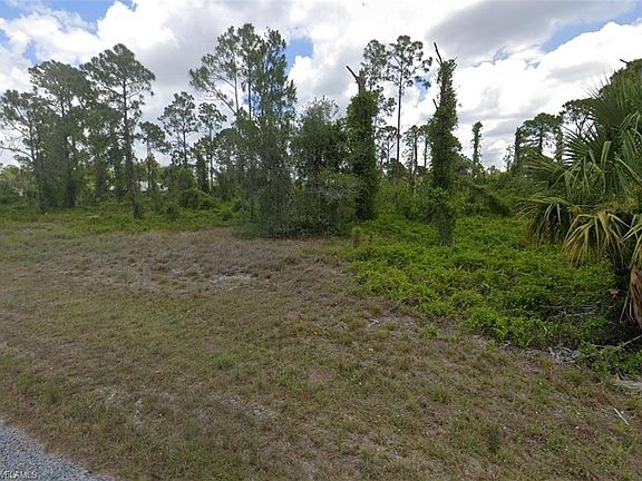 4th image of 1013 Lakeside DR