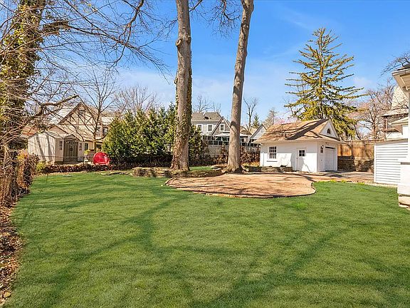 4th image of 8608 Edgerton Blvd