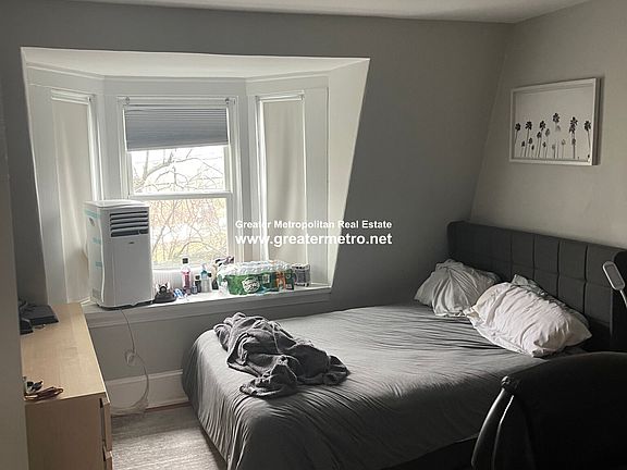 4th image of 24 Thomas Park #2A