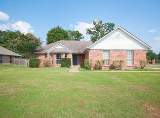 1560 Marlise Dr, Conway, AR 72034