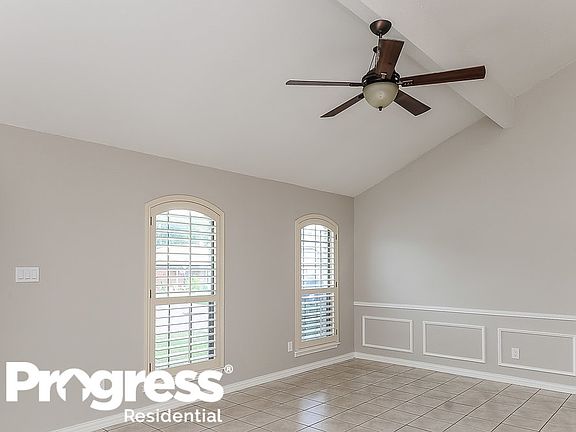 5th image of 728 Nightingale Cir