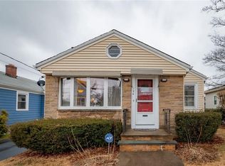126 Enfield Ave, Providence, RI 02908