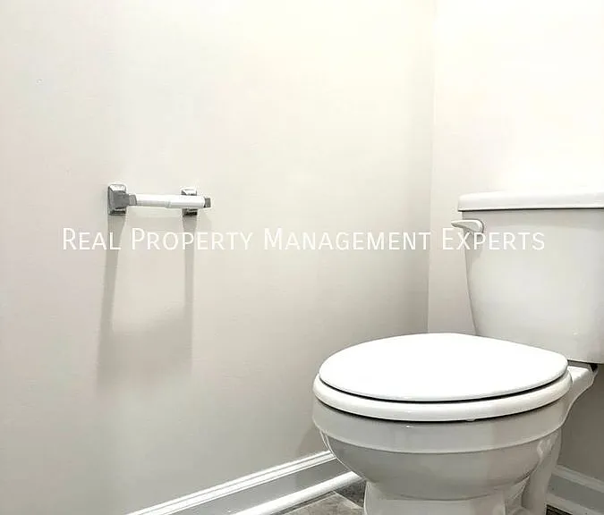 4025 Lampasas Ln — Photo 10