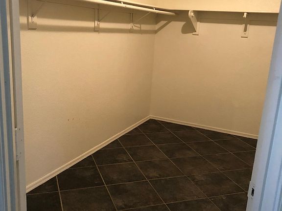 master walkin closet