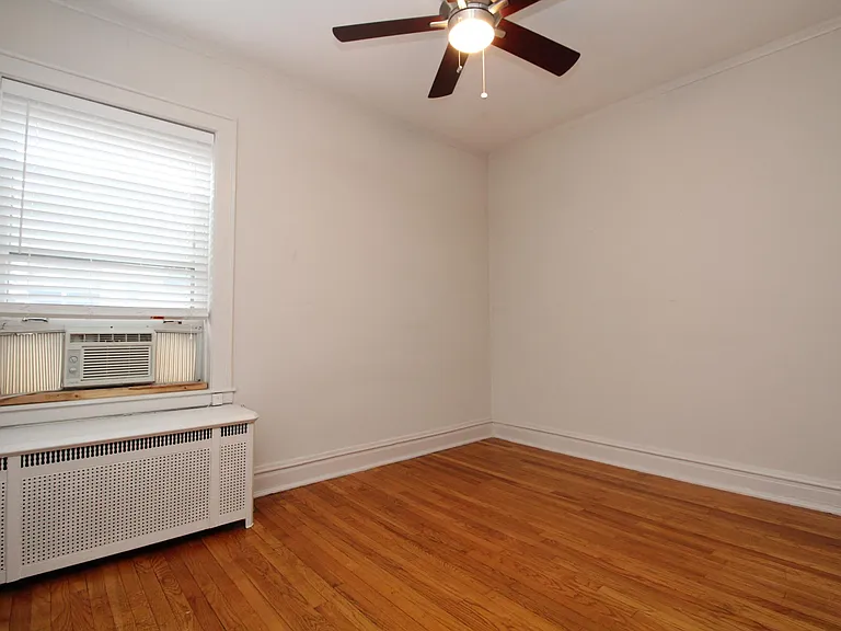 1953 N Cleveland Ave #3R — Photo 13