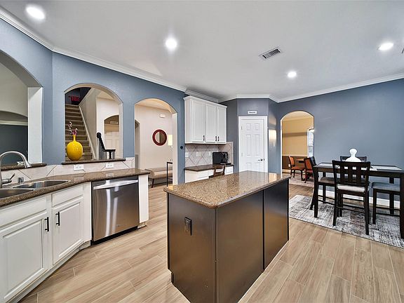 5th image of 14427 Brighton Trace Ln