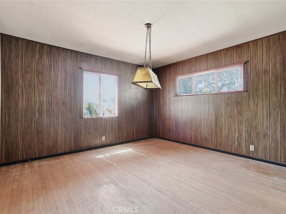 5th image of 1295 E Woodbury Rd