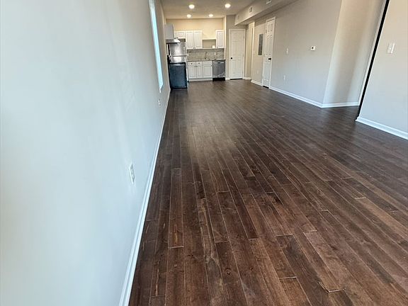 2nd image of 616 High St #A