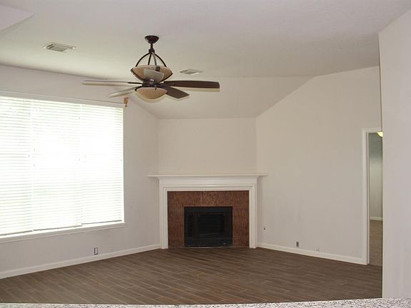5th image of 20803 Hickory Farm Dr