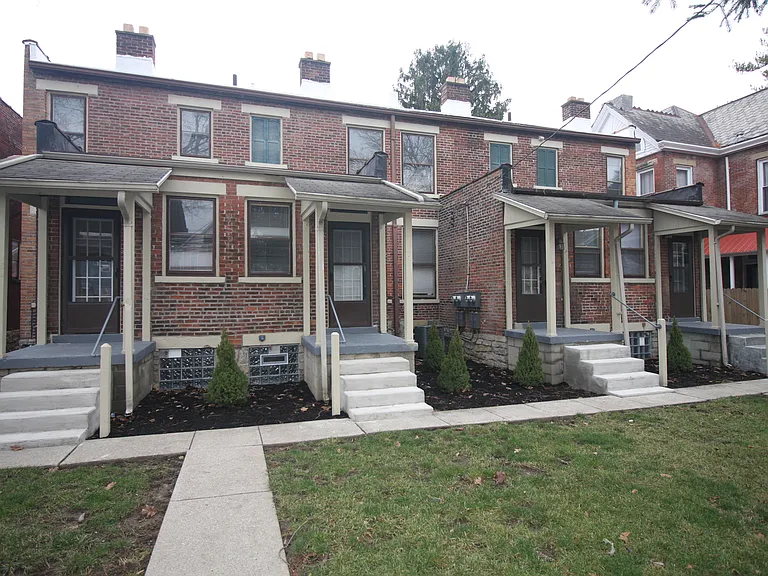 74 W Greenwood Ave — Photo 27