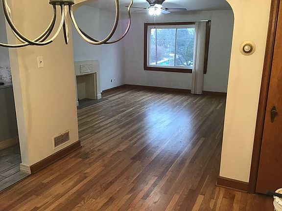 3rd image of 84 N Westgate Ave