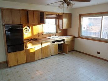 5th image of 25 E Arquilla Dr
