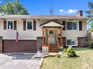 285 E Lincoln Ave, Glendale Heights, IL 60139