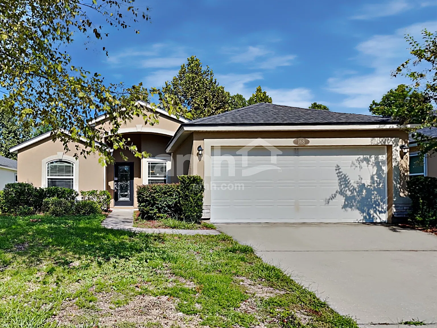 3 bed, 2.0 bath, 1540 sqft, $2,005 — Photo 1