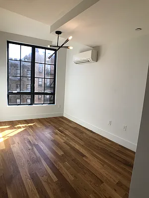 Rented by City Vista Inc | media 7