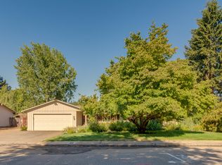 1303 N Maple St, Canby, OR 97013