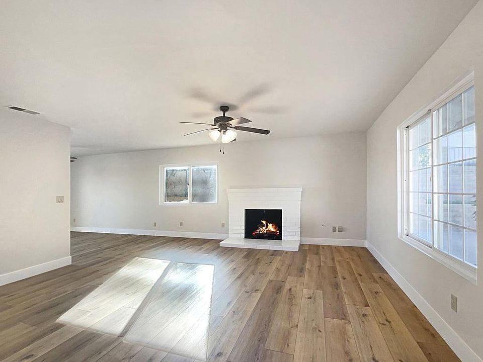 1st image of 13879 Graber Ave