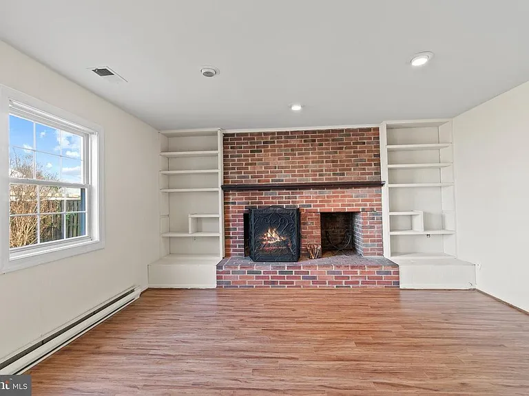 1042 S Ironwood Rd — Photo 8