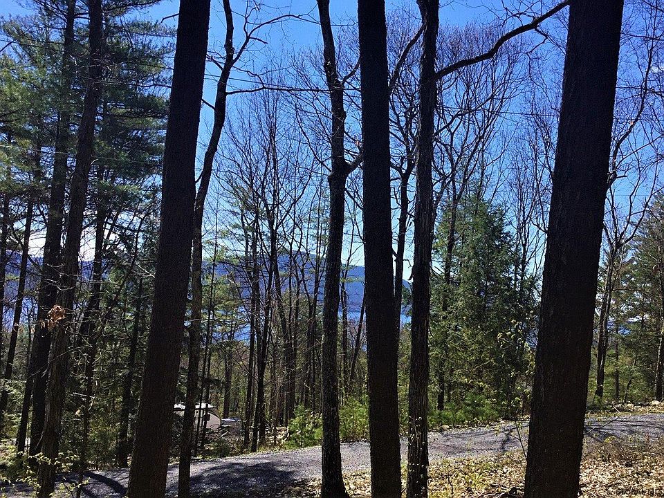 1st image of 44 Moccasin Rock Dr